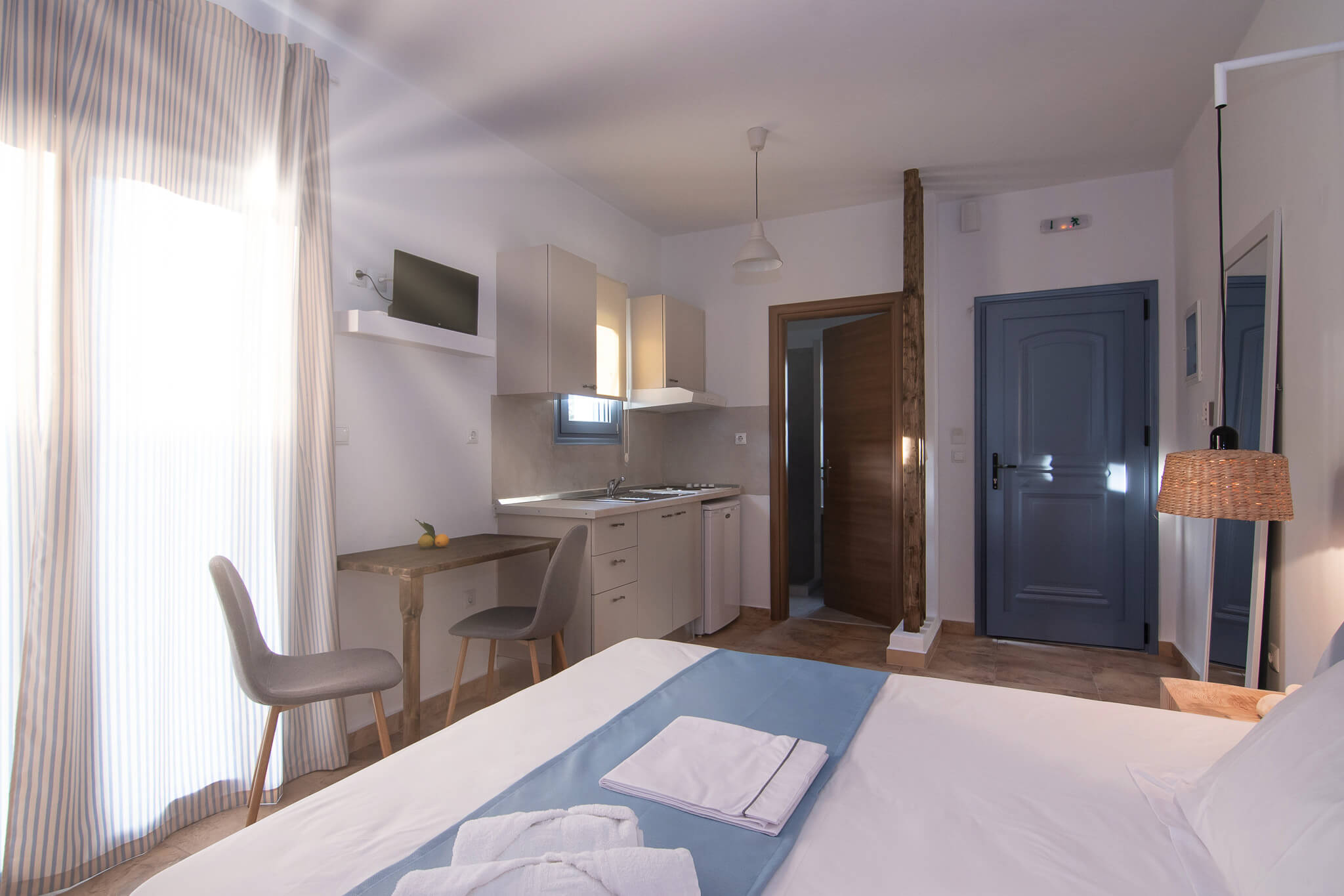 kallisti-skyros-deluxe-apartments-04