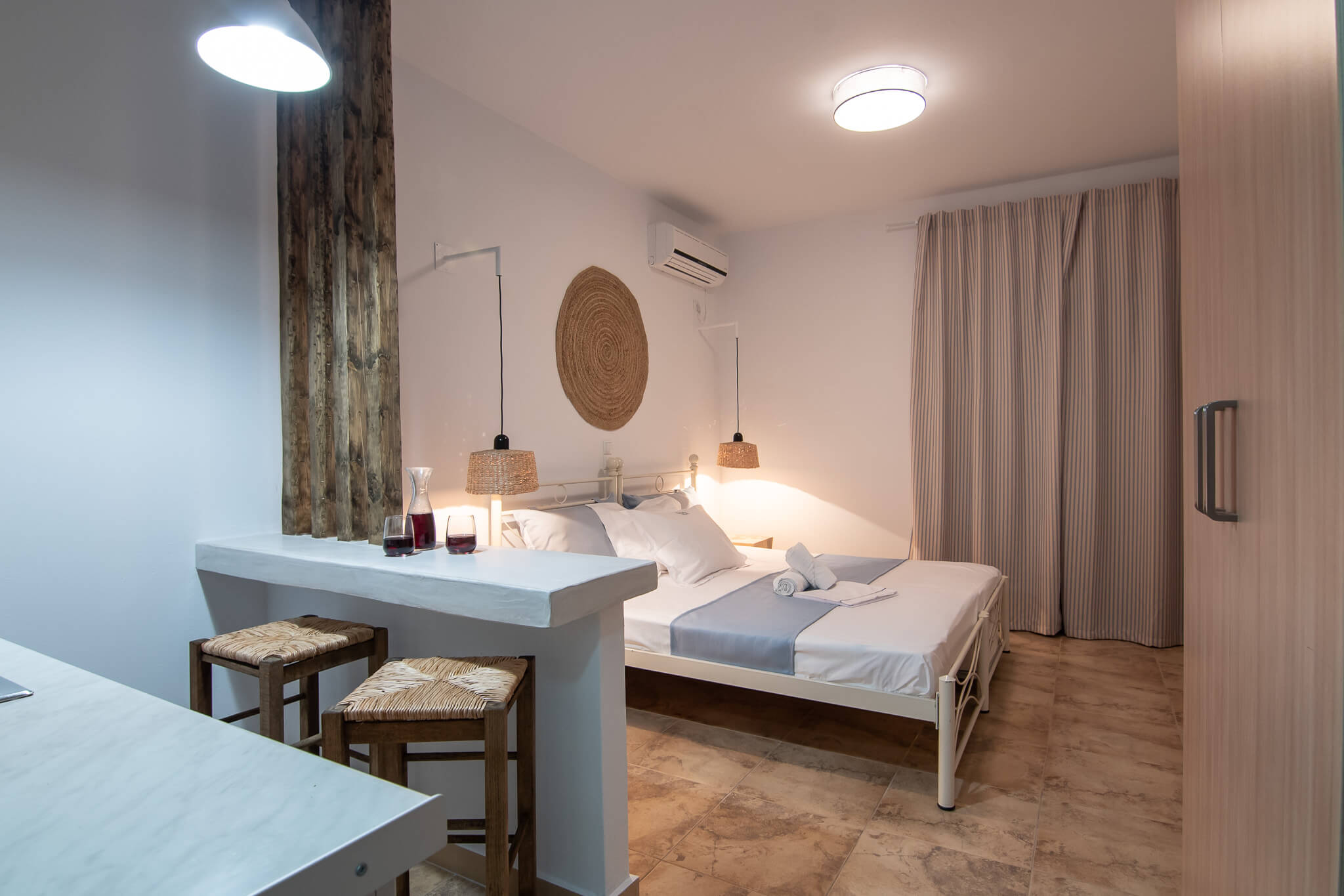 kallisti-skyros-deluxe-apartments-25